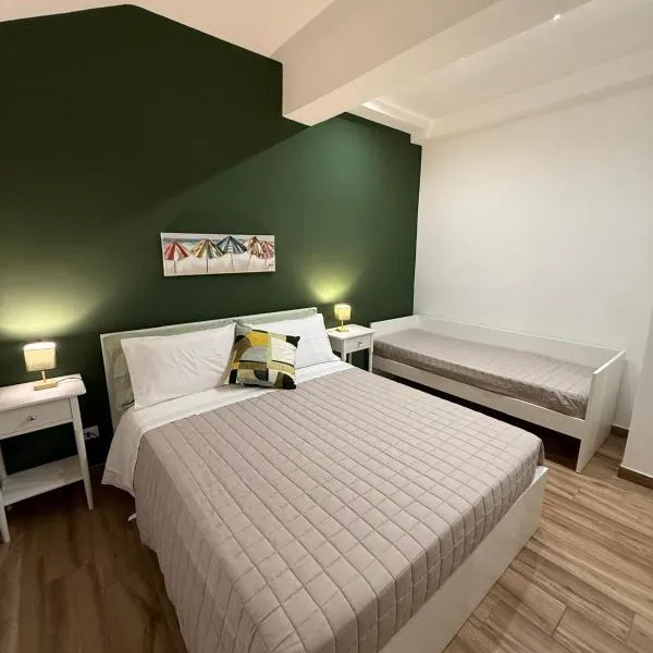 Titti's Nest, hotel i Casteldaccia