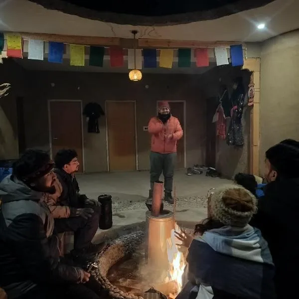 Aama Homestay, khách sạn ở Tabo