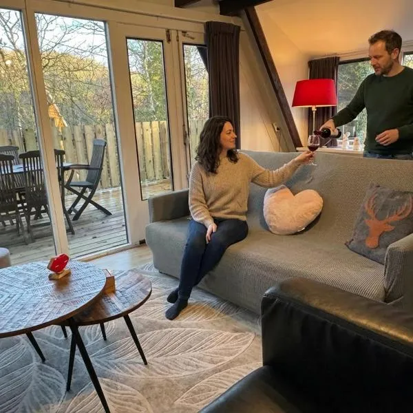 Familie huisje 44, хотел в Дюрби