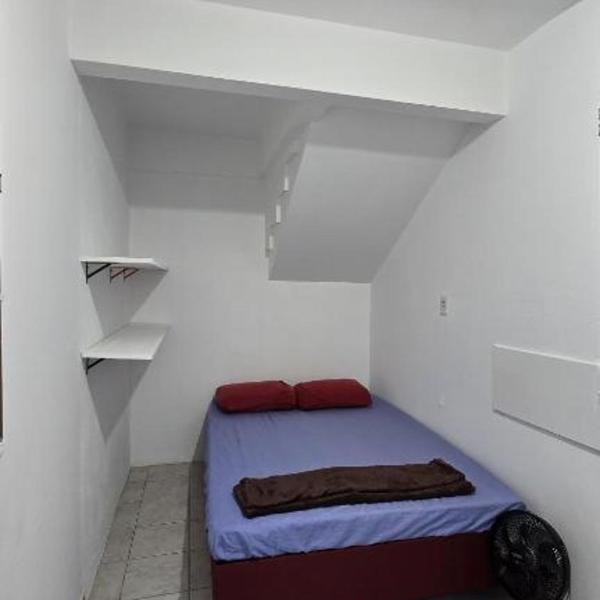 CASA PARA 4 PESSOAS RUA CORRUPIAO BOMBAs - Foto 2