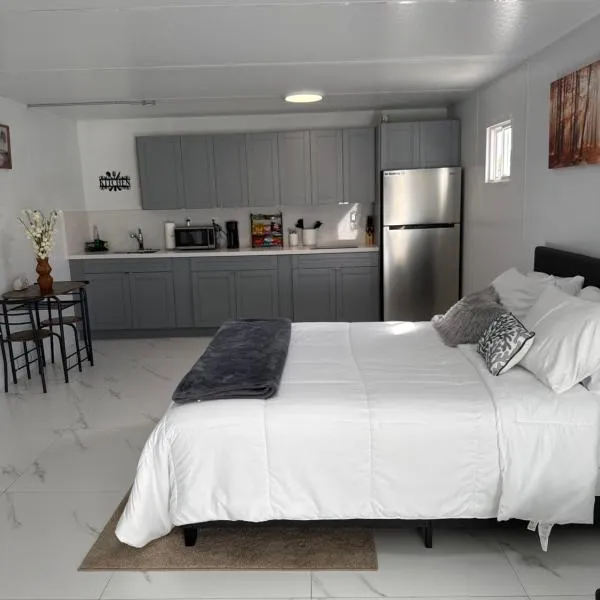 Beautiful 1 bedroom Studio located in Miramar, hotel em Miramar