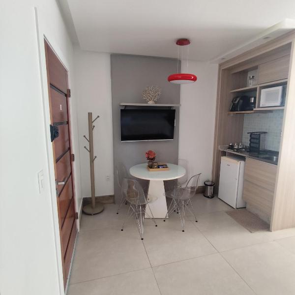 Flat Requinte 2 quartos 400 metros da PRAIA DO FORTE a 150 m da travessia para ILHA DO JAPONÊS dentro do Polo Gastronômico da Passagem Cabo Frio - Foto 5