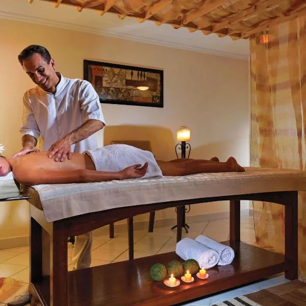 Movenpick Taba Resort & Spa, hotel en Taba