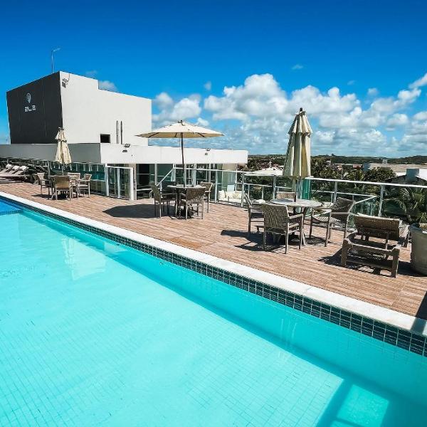 Flat com piscina privativa a 30 metros da praia - Foto 4