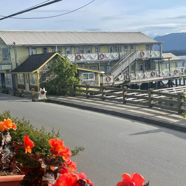 Seine Boat Inn, hôtel à Alert Bay