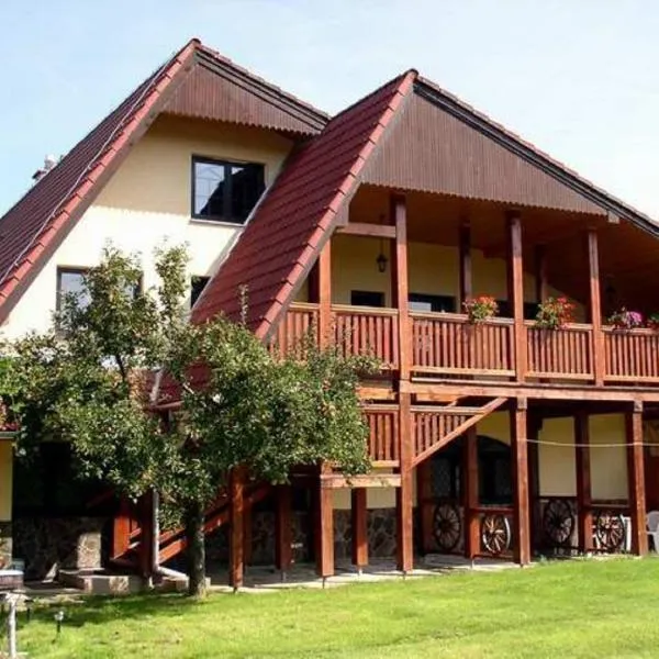 Penzion Relax, hotel di Prievidza