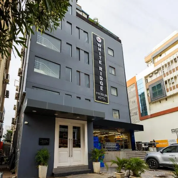 White Ridge Premium - Kondapur, hotel v destinácii Hajdarábad