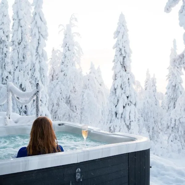 Panoramic Fell View Chalet with Hot Tub & Sauna - Pikku-Syötteen Helmi, hotell i Syöte