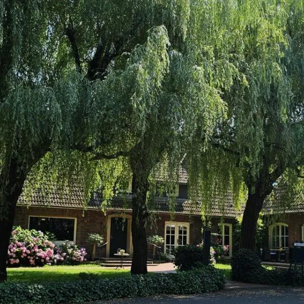 Waldhaus an de Miälkwellen, hotel en Ladbergen