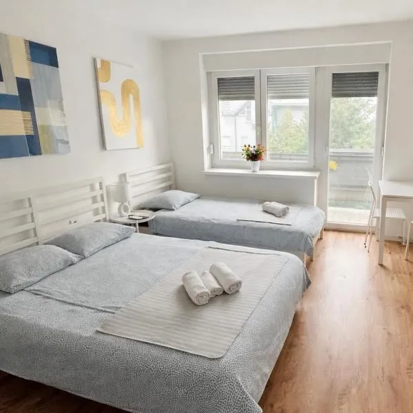 Studio apartman ANNI, Self CHECK-IN, hotel di Osijek