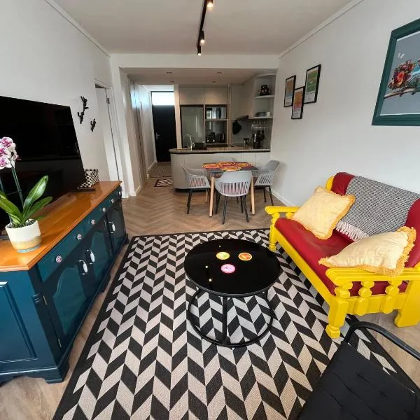 The Happy Chameleon, hotel a George