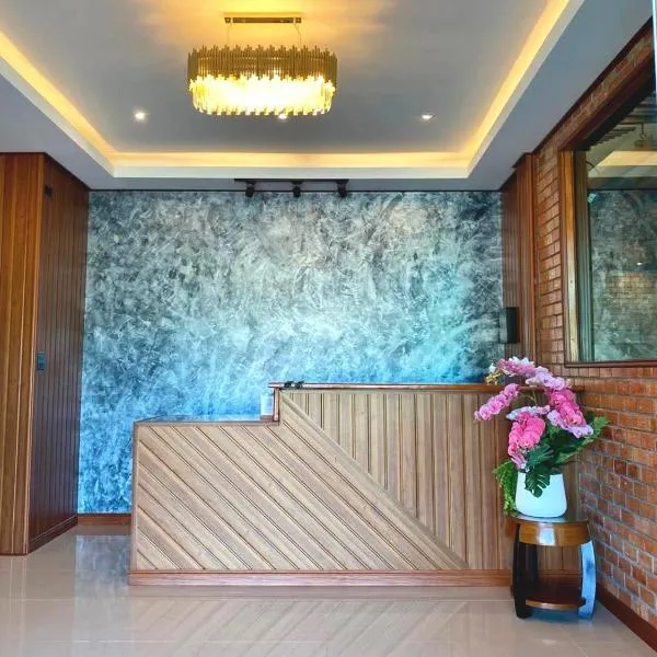 Neo cafe and hotel 2, hotel in Sathani Maruan
