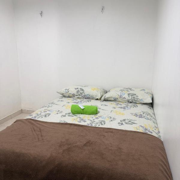 Quarto privado no centro 314