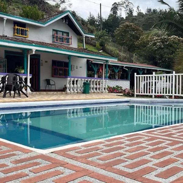 Finca Hotel Mariangel, hotel a El Peñol