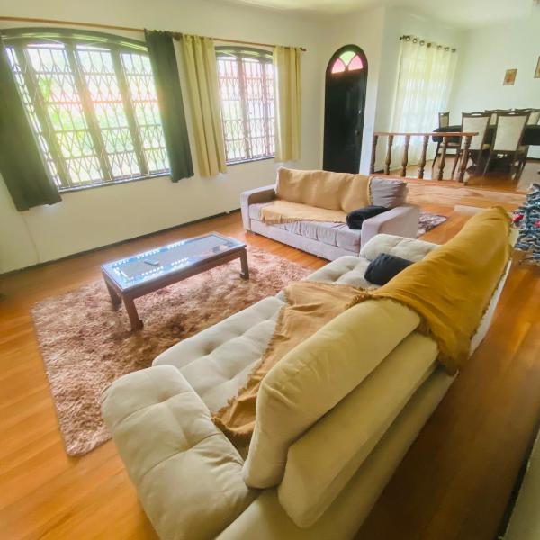 Casa rústica, charmosa e confortável - Foto 2