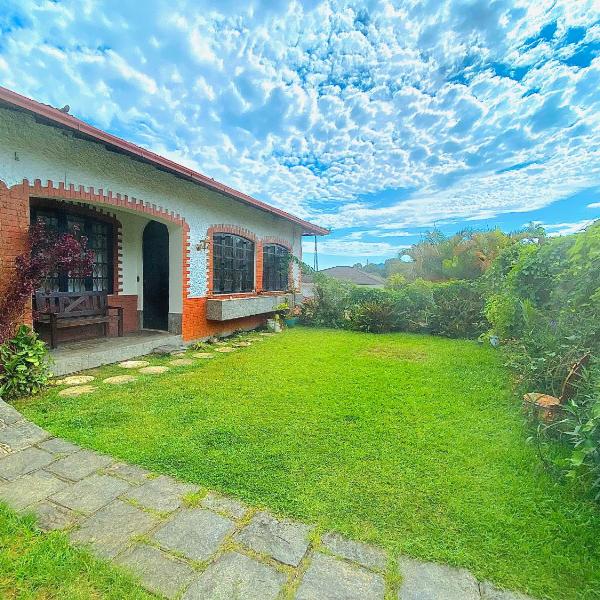 Casa rústica, charmosa e confortável