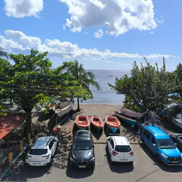 STUDIO PIEDS DANS L EAU A SCHOELCHER, Hotel in Schœlcher