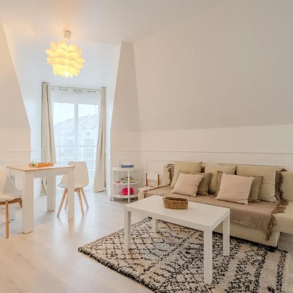 Appartement Moderne, Parking Gratuit, 15min Disney, khách sạn ở Meaux