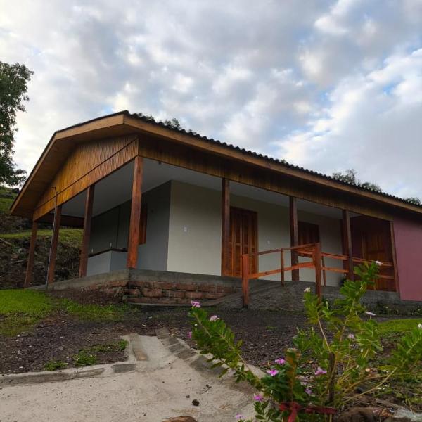 Refugio Rota da Serra com vista para o vale O Refúgio foi pensado para momentos especiais, escapadas românticas e dias tranquilos em meio à natureza - Foto 5