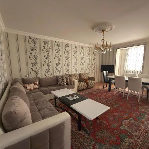 Nakhcivan CenteRent, hotel di Nakhchivan