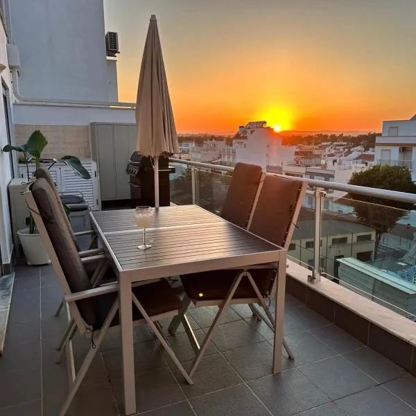 Vela Terrace, hotel in Monte Gordo