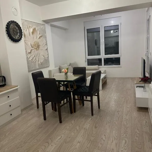 E&M Apartman, hotel di Struga