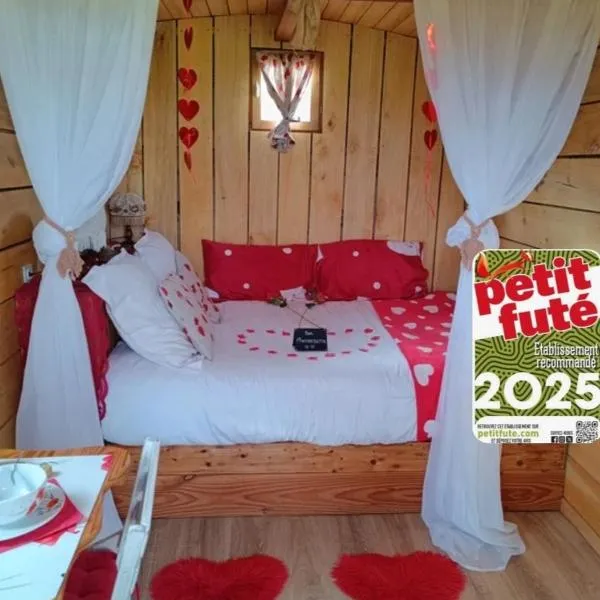 Roulotte Ô Rêves Atypiques, מלון בBoucé