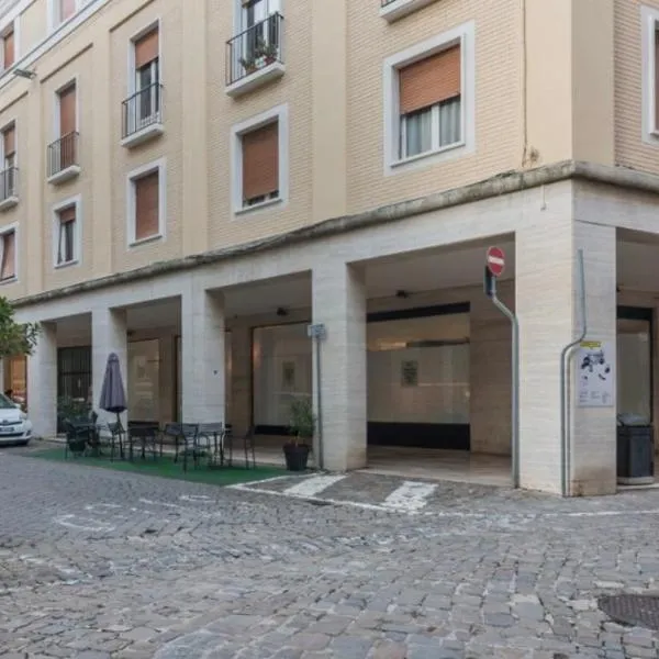 Rainerio 06, hotel in Fano
