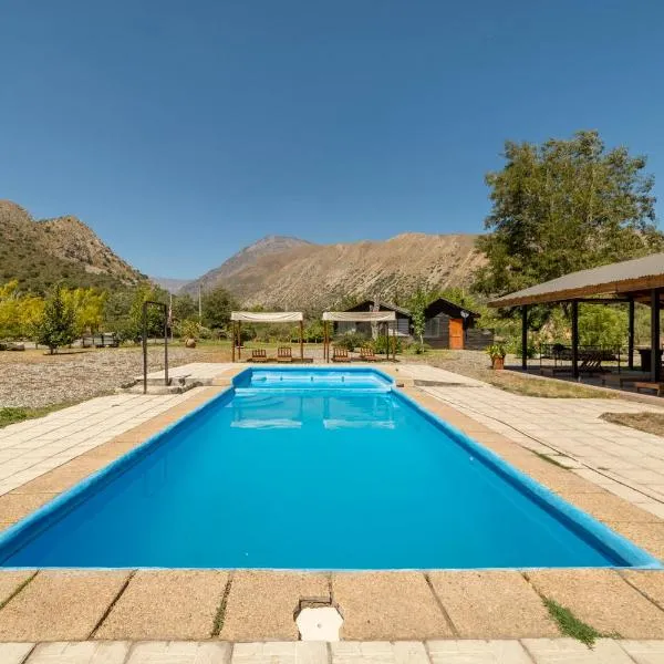 Cabañas Emporio de la Meme, hotel u gradu 'San José de Maipo'