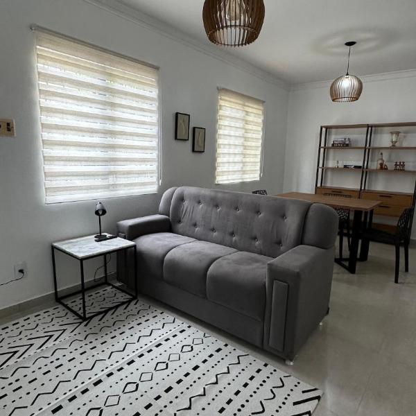 APARTAMENTO 3 QUARTOS COM PISCINA e GARAGEM - CRISTO REI