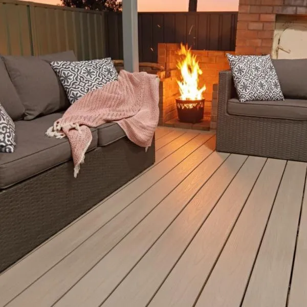 100m to Beach&Shop Spacious Pristine One Story Family Home, готель у місті Батманс-Бей