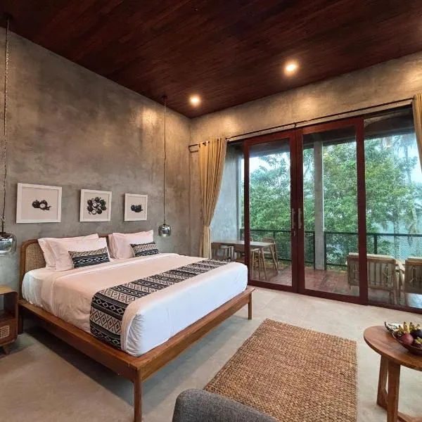 The Amerta Jungle Retreat - Adults Only، فندق في Padangan