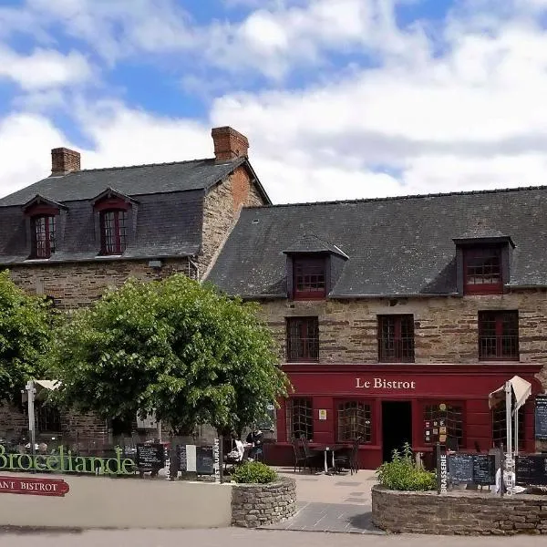 Logis Hotel, restaurant et spa Le Relais De Broceliande, hotel en Beignon