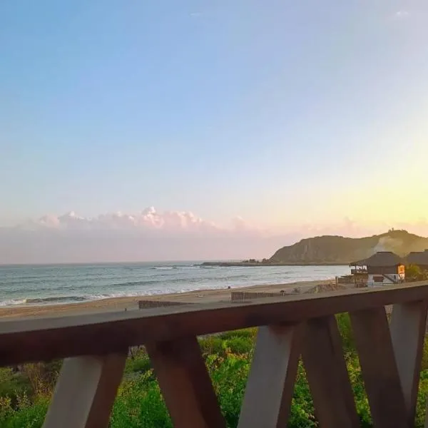 Casa Laud Chacahua Habitaciones con vista al mar, hotel in La Sabrosa