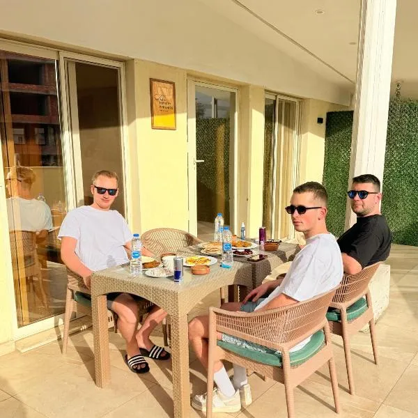 Giza에 위치한 호텔 Infinity Pyramids Inn