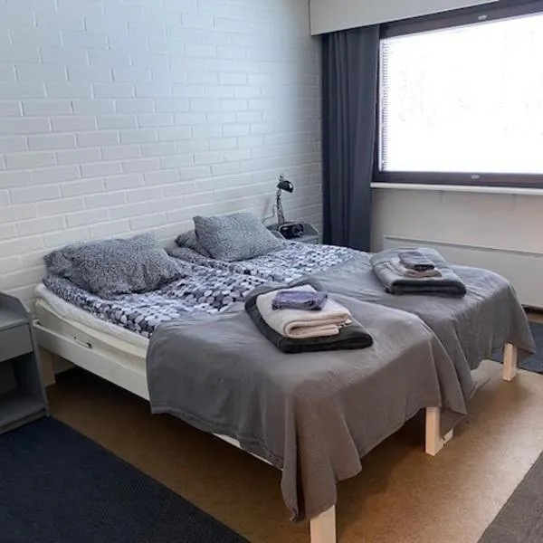 Kangaskartano Yksiö, hotel 