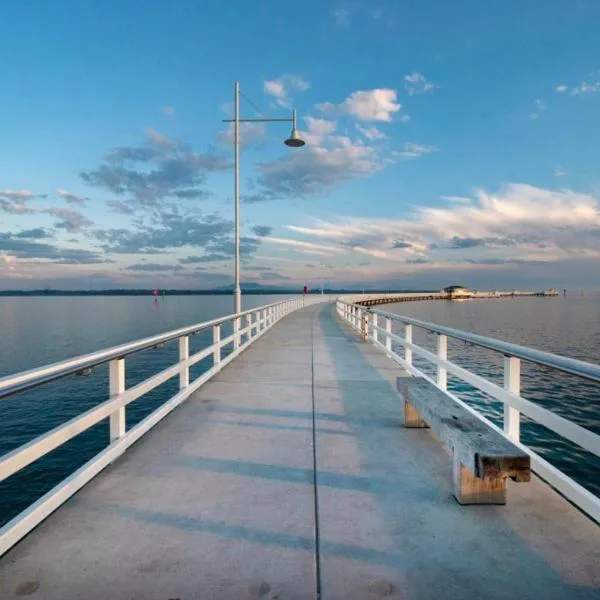 The Long Jetty Beach House, hotel em Port Welshpool