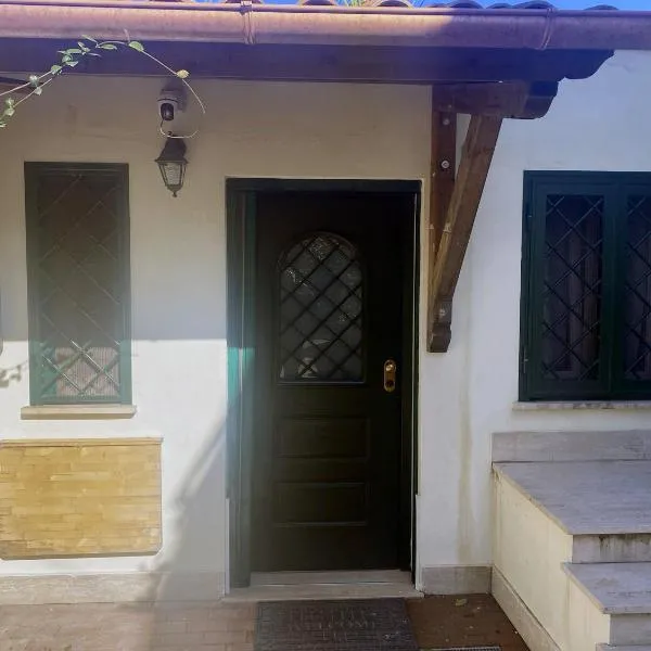 Appia Antica Luxury Apartment at Acheological Area, hotel in Rome