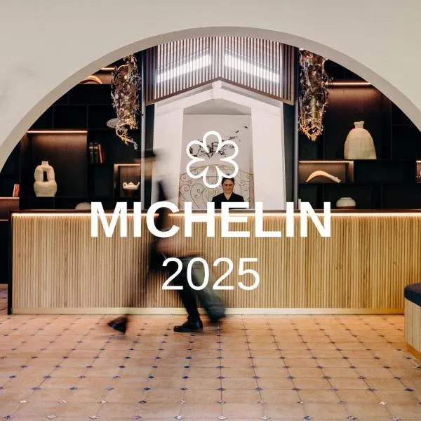 Hôtel Les Frères Ibarboure, hótel í Bidart