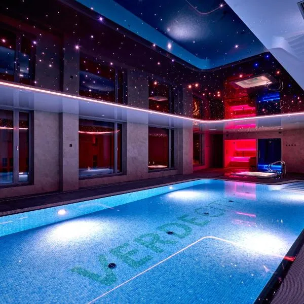 Hotel Verde City, hotel u gradu Košalin