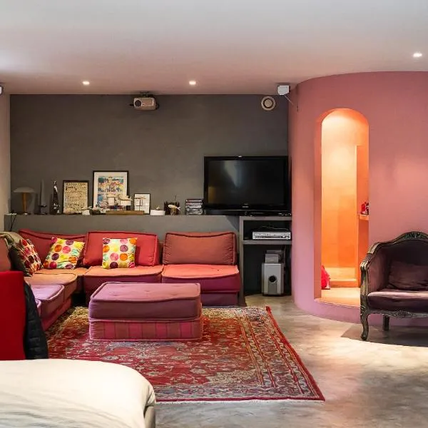 Studio rose, hotel em Cassis