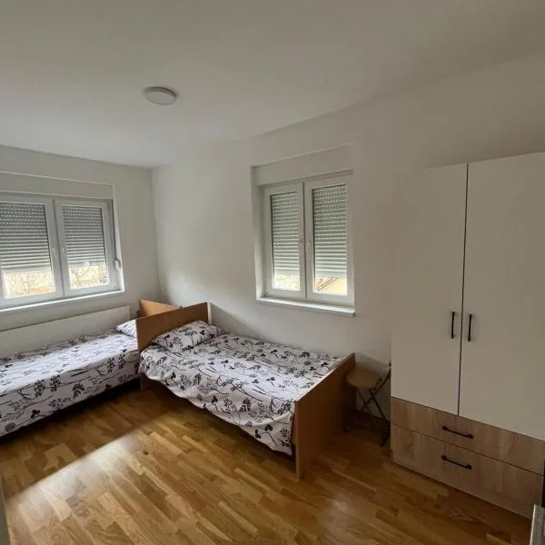 Mali slon, hotel a Bijeljina