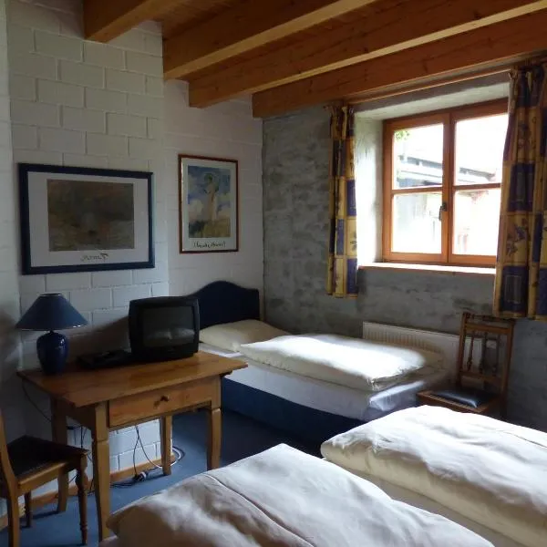 Landhaus Binsbacher Hof Wecklein, hotel di Arnstein