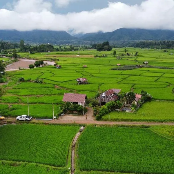 DeeTorJai FarmStay Nan ดีต่อใจ ฟาร์มสเตย์ น่าน โดยเจ้าของ, hotel v destinaci Ban Klang
