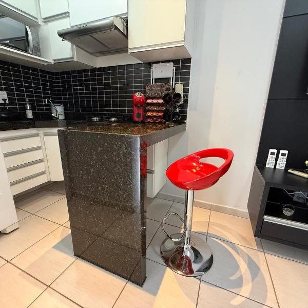 Apartamento setor Sul, todo mobiliado perto de tudo - Foto 3