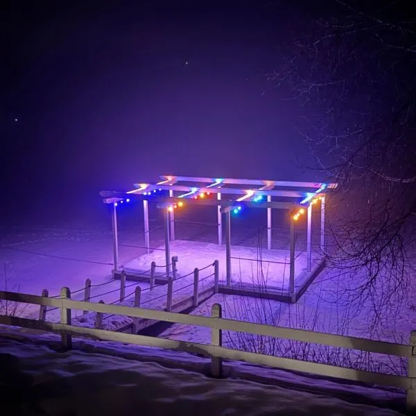 La Măgaru Tăvălit, hotel u gradu 'Nucşoara'