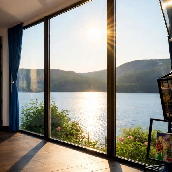 Central Lake View, hotel en Cinciş