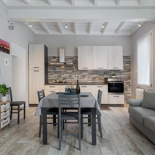 Bici gratis e Wi-Fi a 5 Min dal Ducale, hotel v mestu Mantova