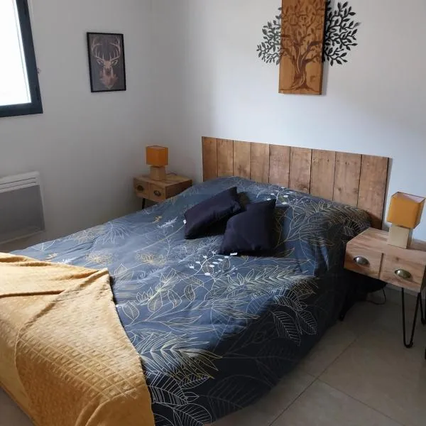 chambre d'hôte sur la Dolce via, khách sạn ở Saint-Sauveur-de-Montagut
