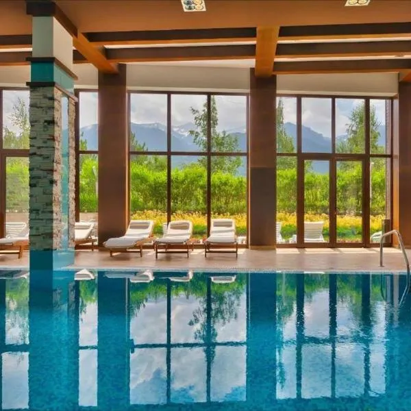 Apartments Terra Harmony - 4 star free SPA resort, Golf i Skiing, hotelli kohteessa Bansko
